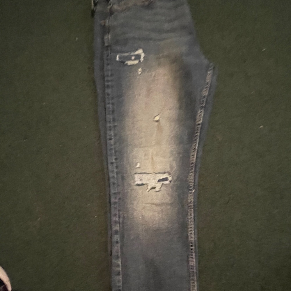 Size 38/32 Old Navy distressed jeans brand new